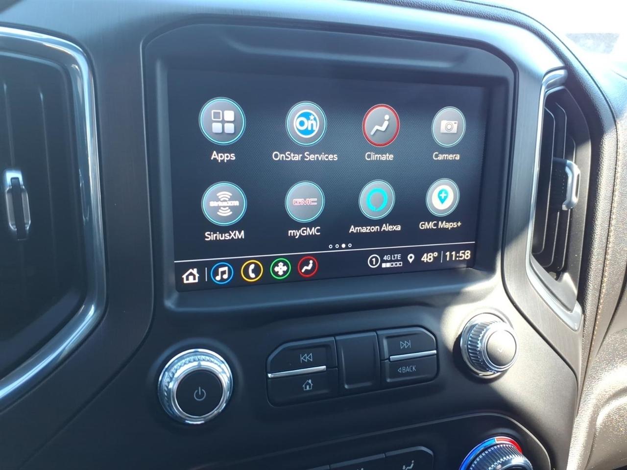 GMC Sierra 1500 4WD Crew Cab 147" AT4 2021