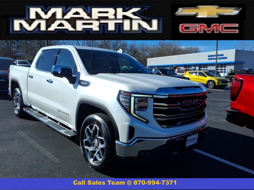 2024 GMC Sierra 1500 SLT's photo