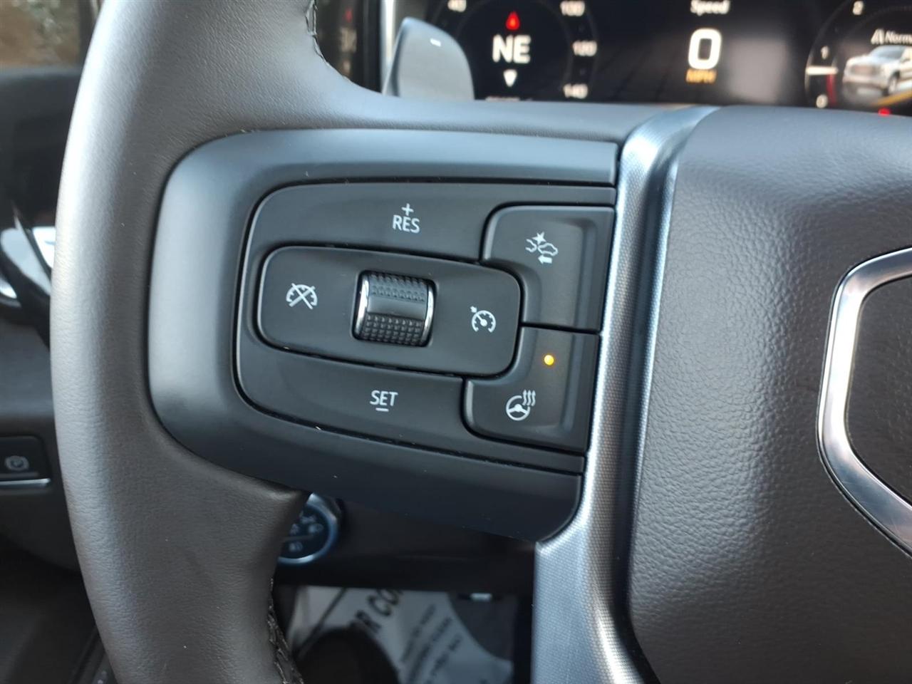 GMC Sierra 1500 4WD Crew Cab 147" SLT 2024