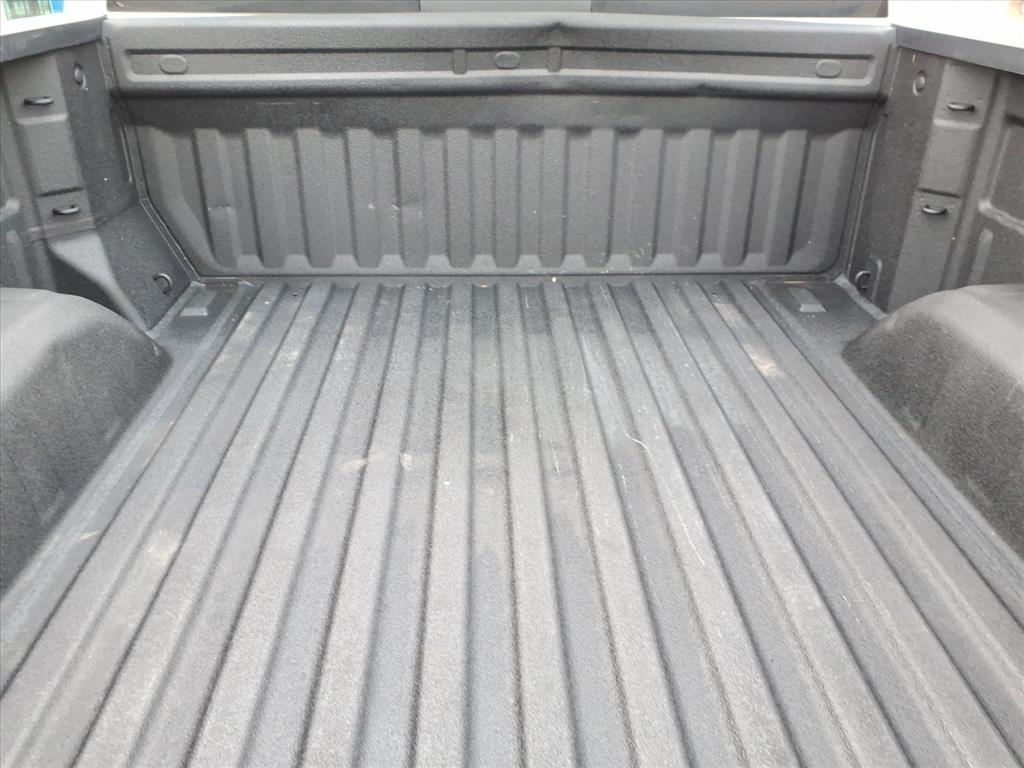 GMC Sierra 1500 4WD Crew Cab 147" SLT 2021