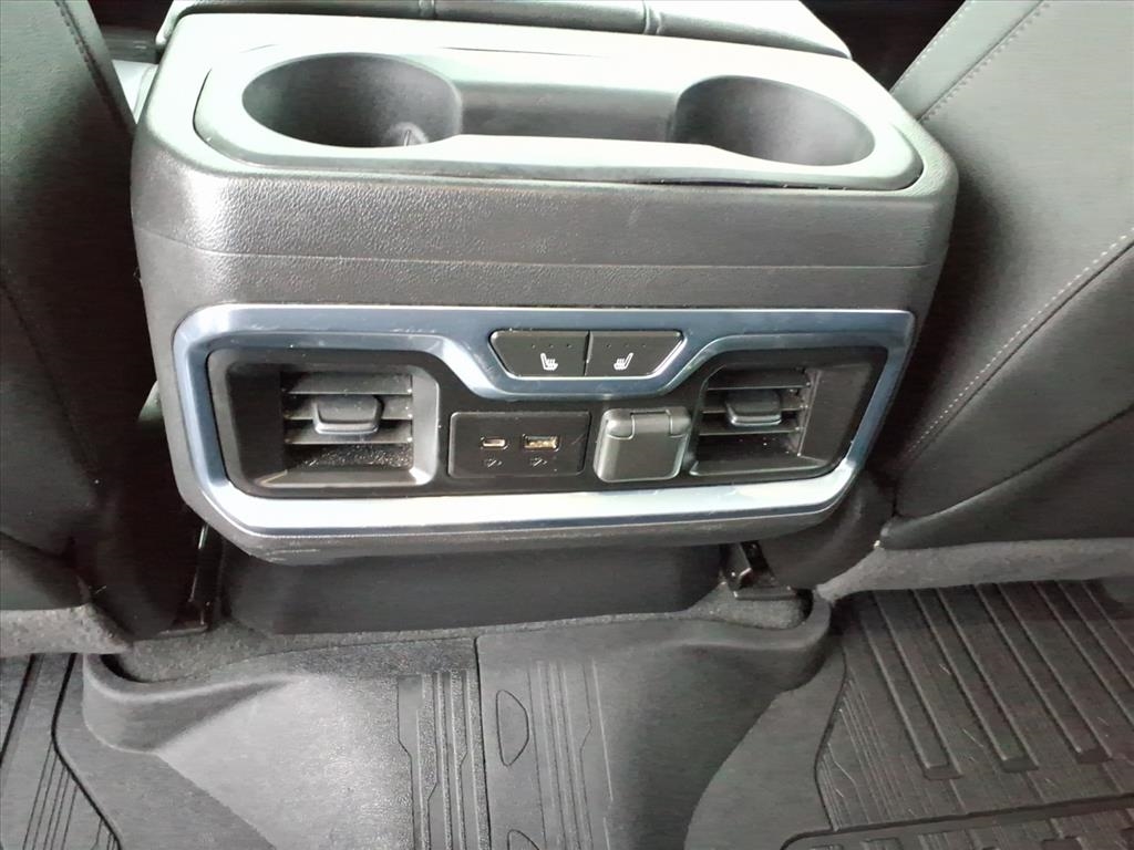 GMC Sierra 1500 4WD Crew Cab 147" SLT 2021