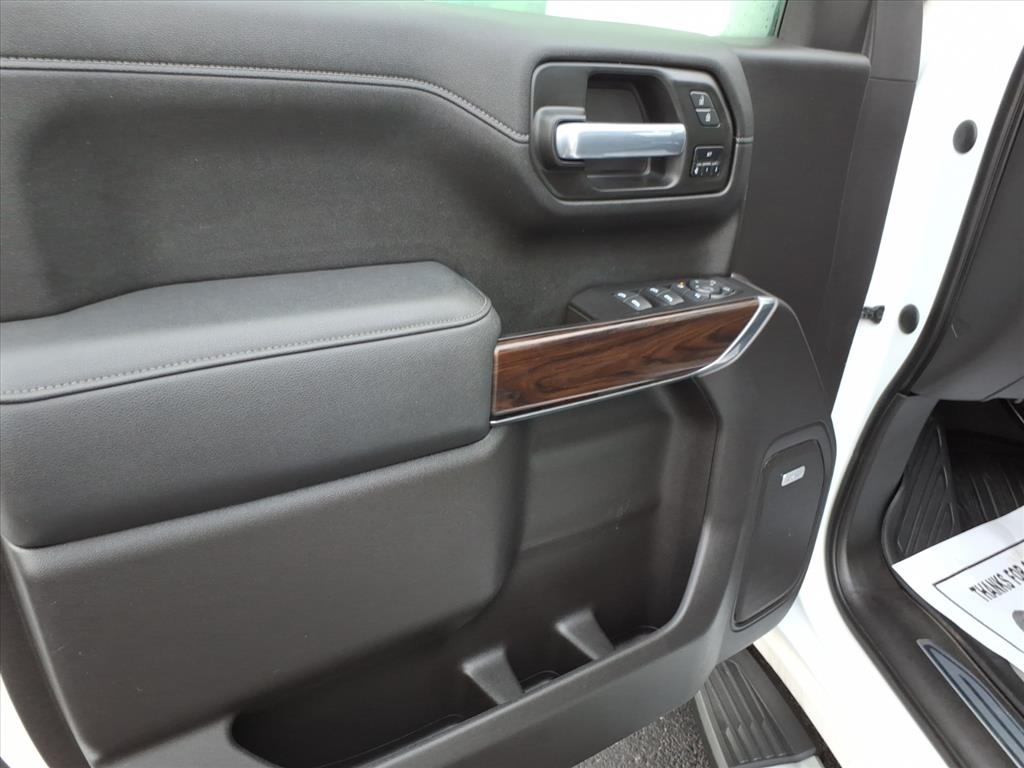 GMC Sierra 1500 4WD Crew Cab 147" SLT 2021