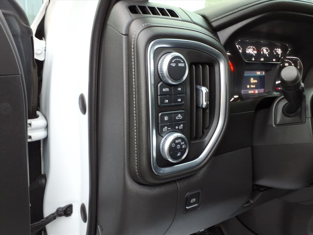 GMC Sierra 1500 4WD Crew Cab 147" SLT 2021