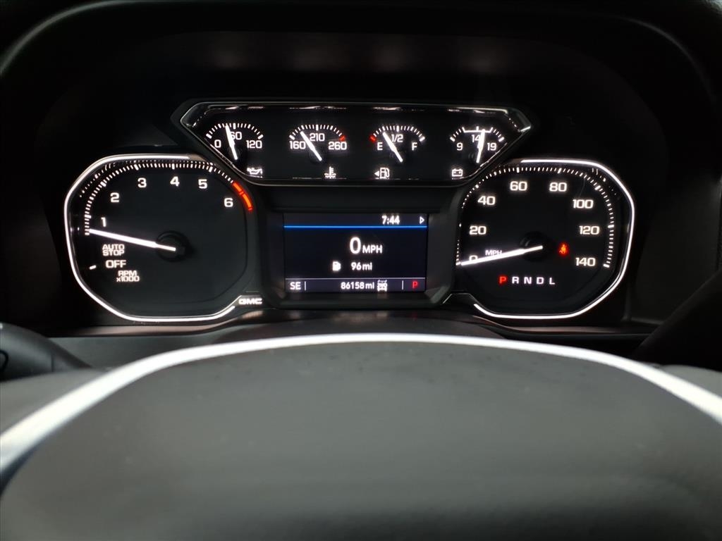 GMC Sierra 1500 4WD Crew Cab 147" SLT 2021