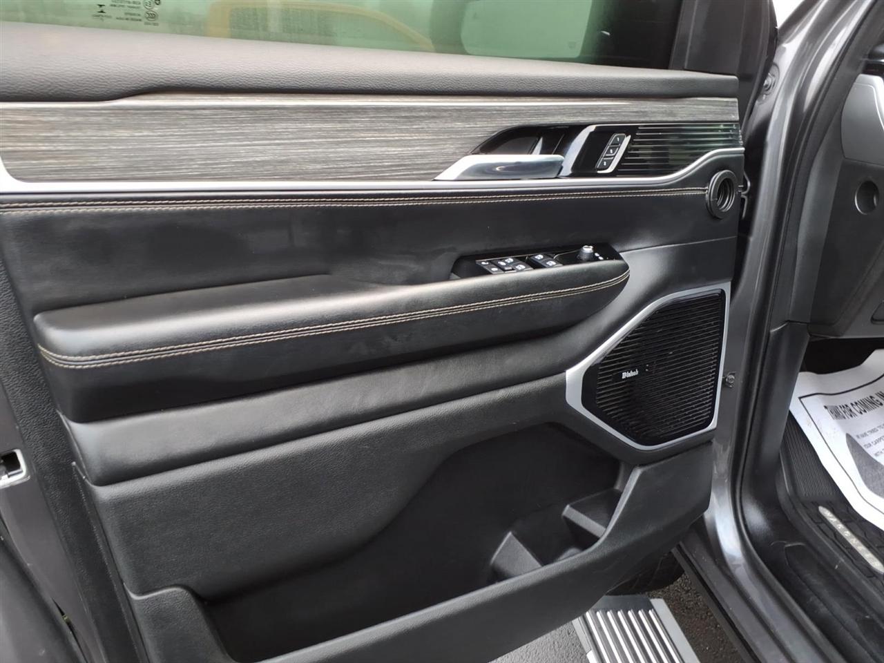 Jeep Wagoneer Series III 4x4 2022