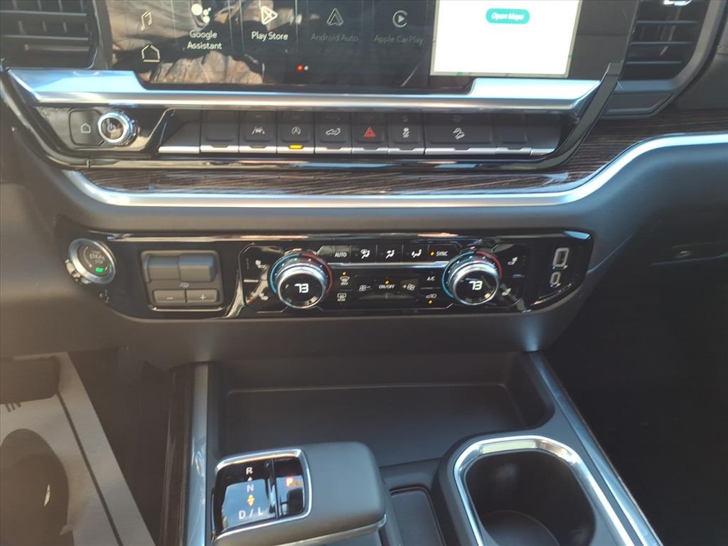 GMC Sierra 1500 4WD Crew Cab 157" Elevation 2026