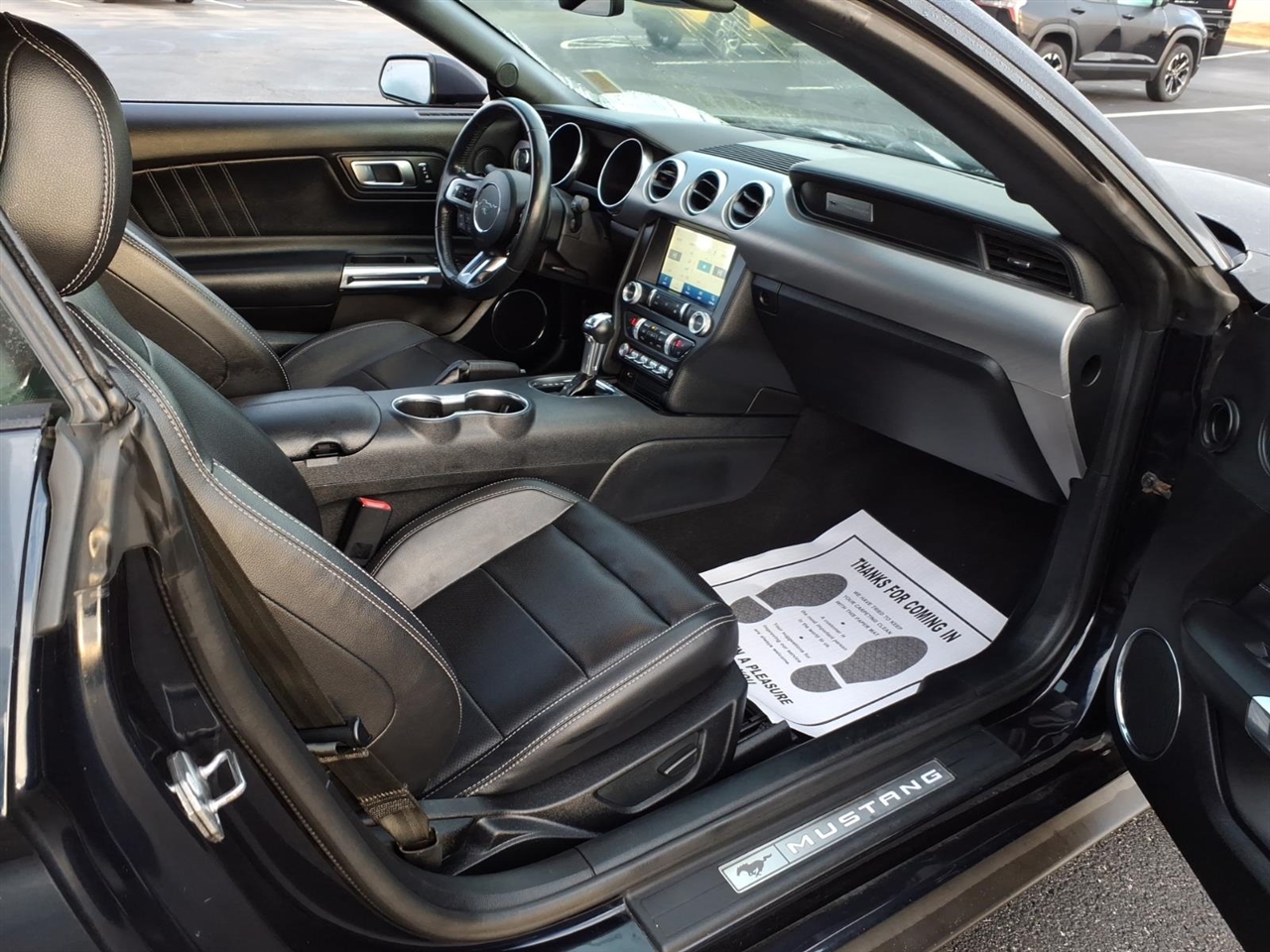 Ford Mustang EcoBoost Convertible 2021