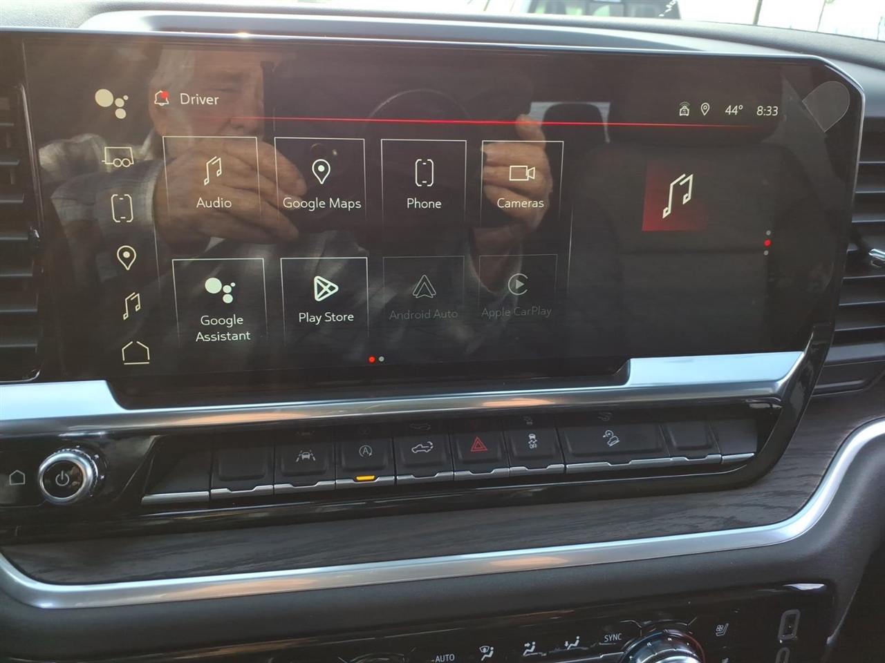 GMC Sierra 1500 4WD Crew Cab 147" SLT 2026