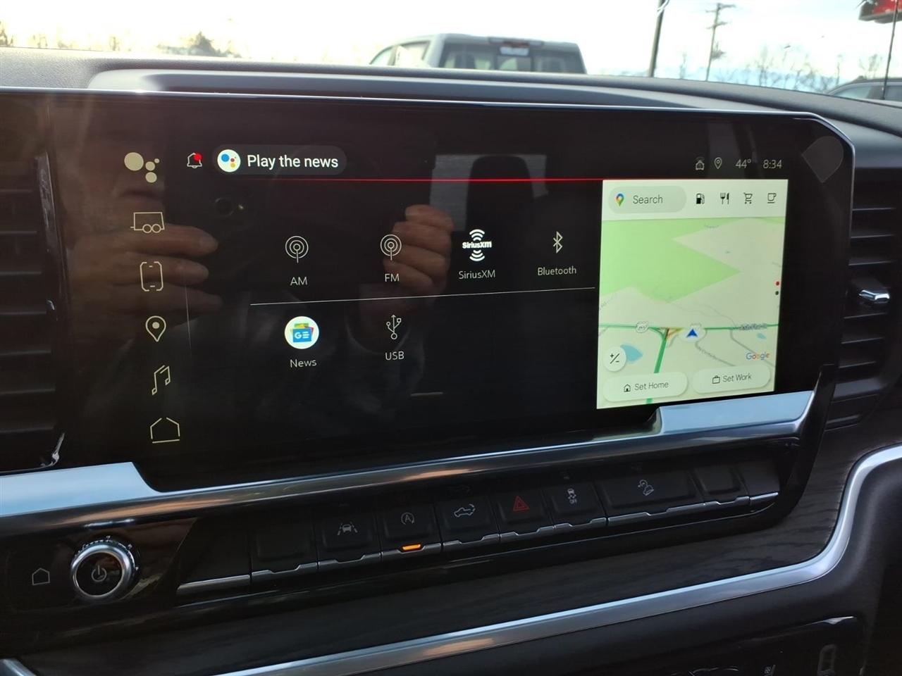 GMC Sierra 1500 4WD Crew Cab 147" SLT 2026