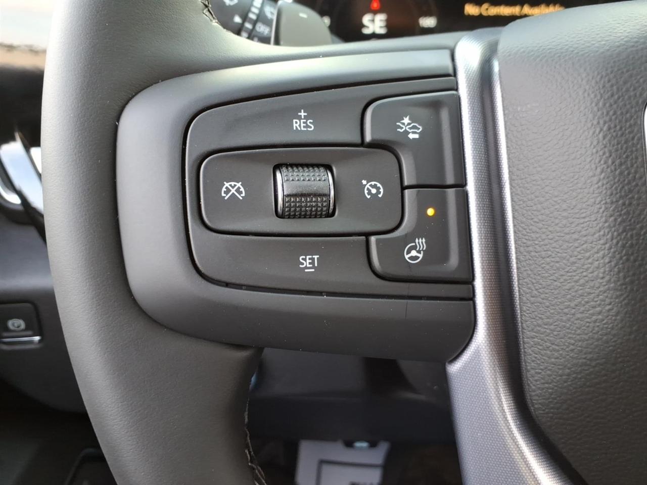 GMC Sierra 1500 4WD Crew Cab 147" SLT 2026