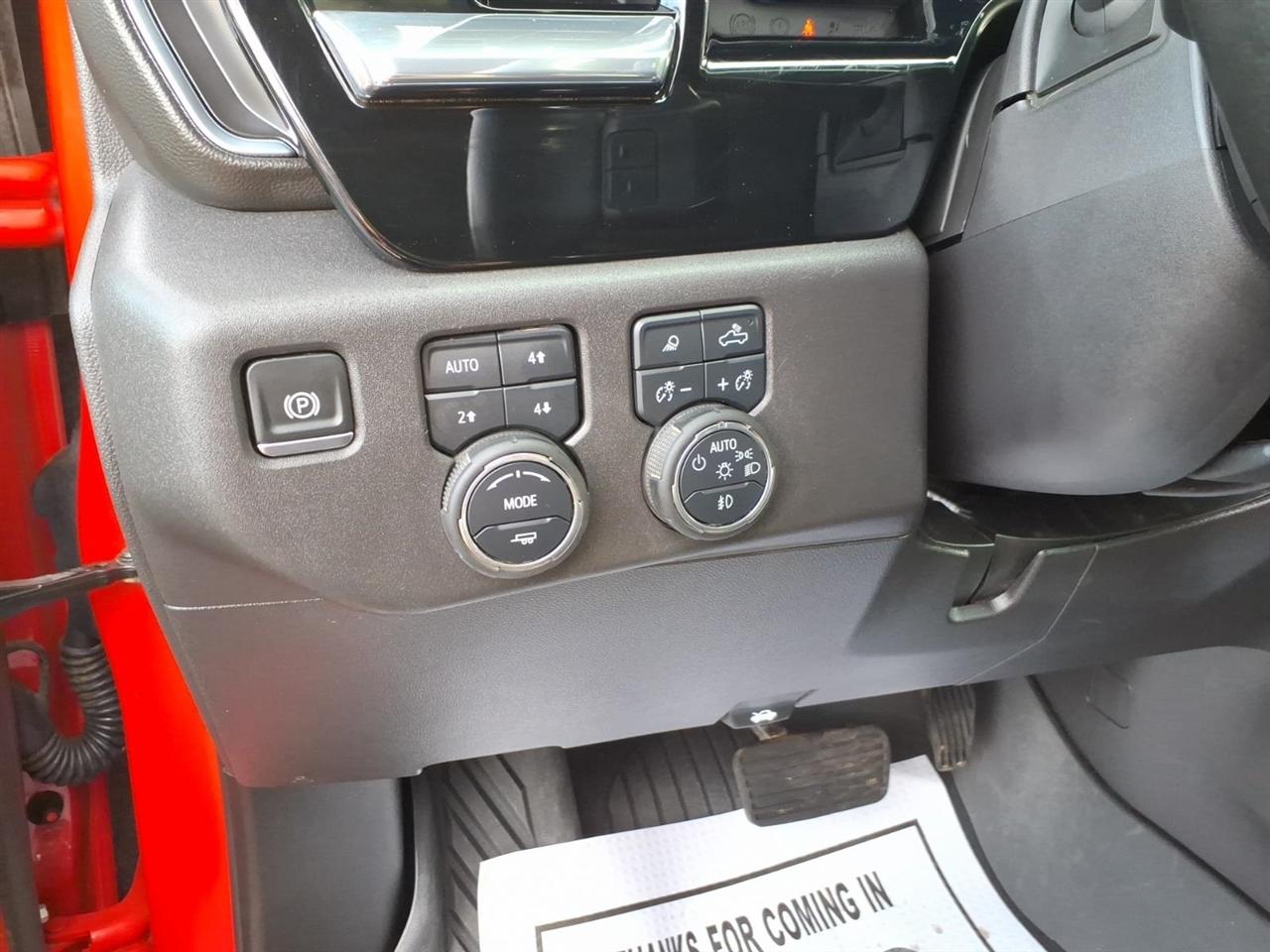 Chevrolet Silverado 1500 4WD Crew Cab 147" LT Trail Boss 2024