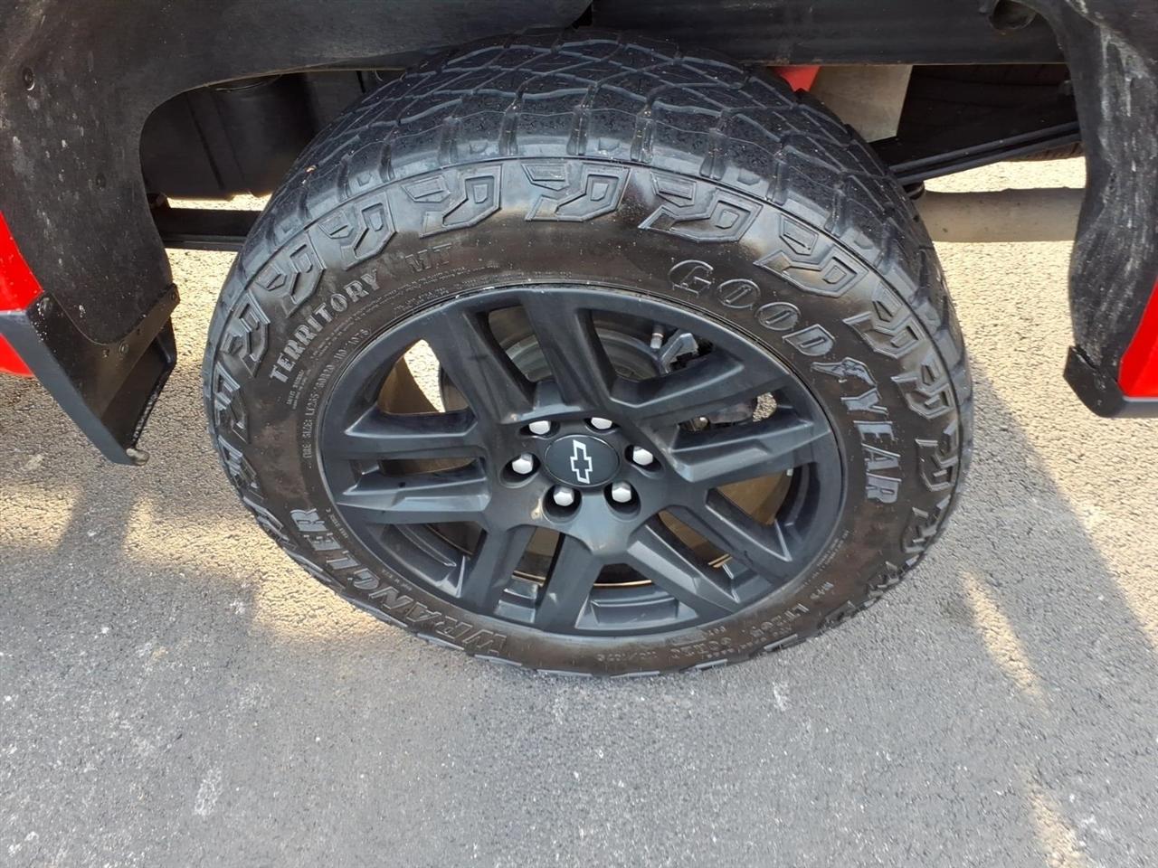 Chevrolet Silverado 1500 4WD Crew Cab 147" LT Trail Boss 2024