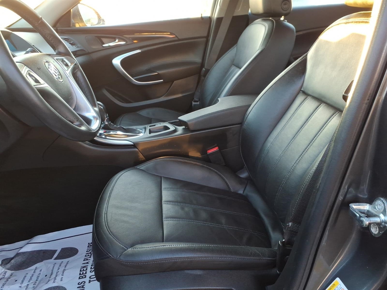 Buick Regal 4dr Sdn CXL RL4 (Russelsheim) *Ltd Avail* 2011