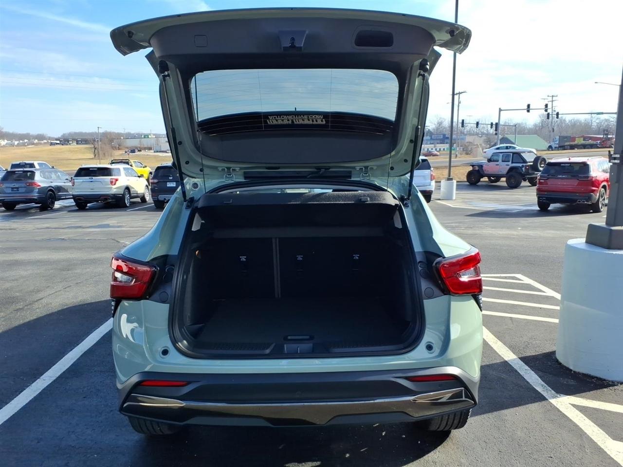 Chevrolet Trax FWD 4dr ACTIV 2026