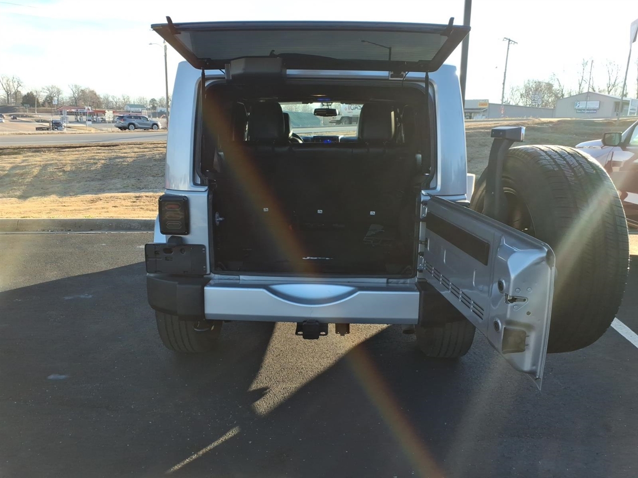 Jeep Wrangler Unlimited 4WD 4dr Sahara 2015