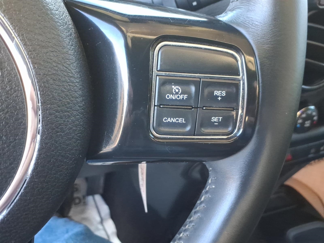 Jeep Wrangler Unlimited 4WD 4dr Sahara 2015