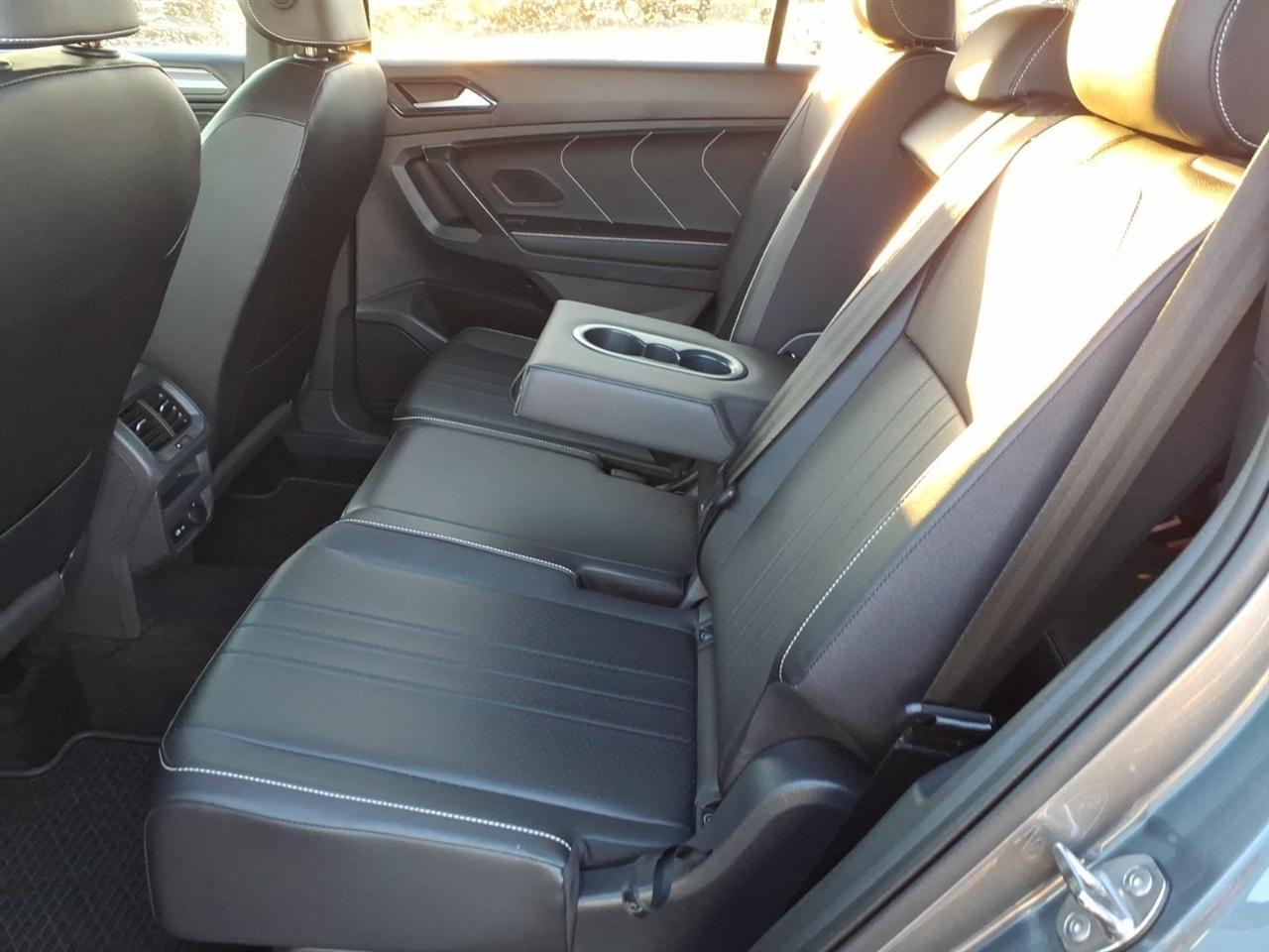 Volkswagen Tiguan 2.0T SE R-Line Black FWD 2024