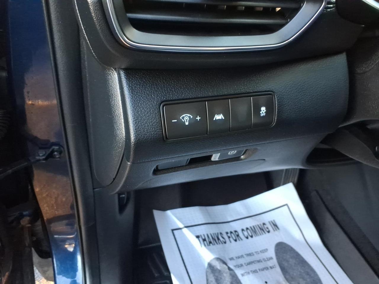 Hyundai Santa Fe SEL FWD 2021