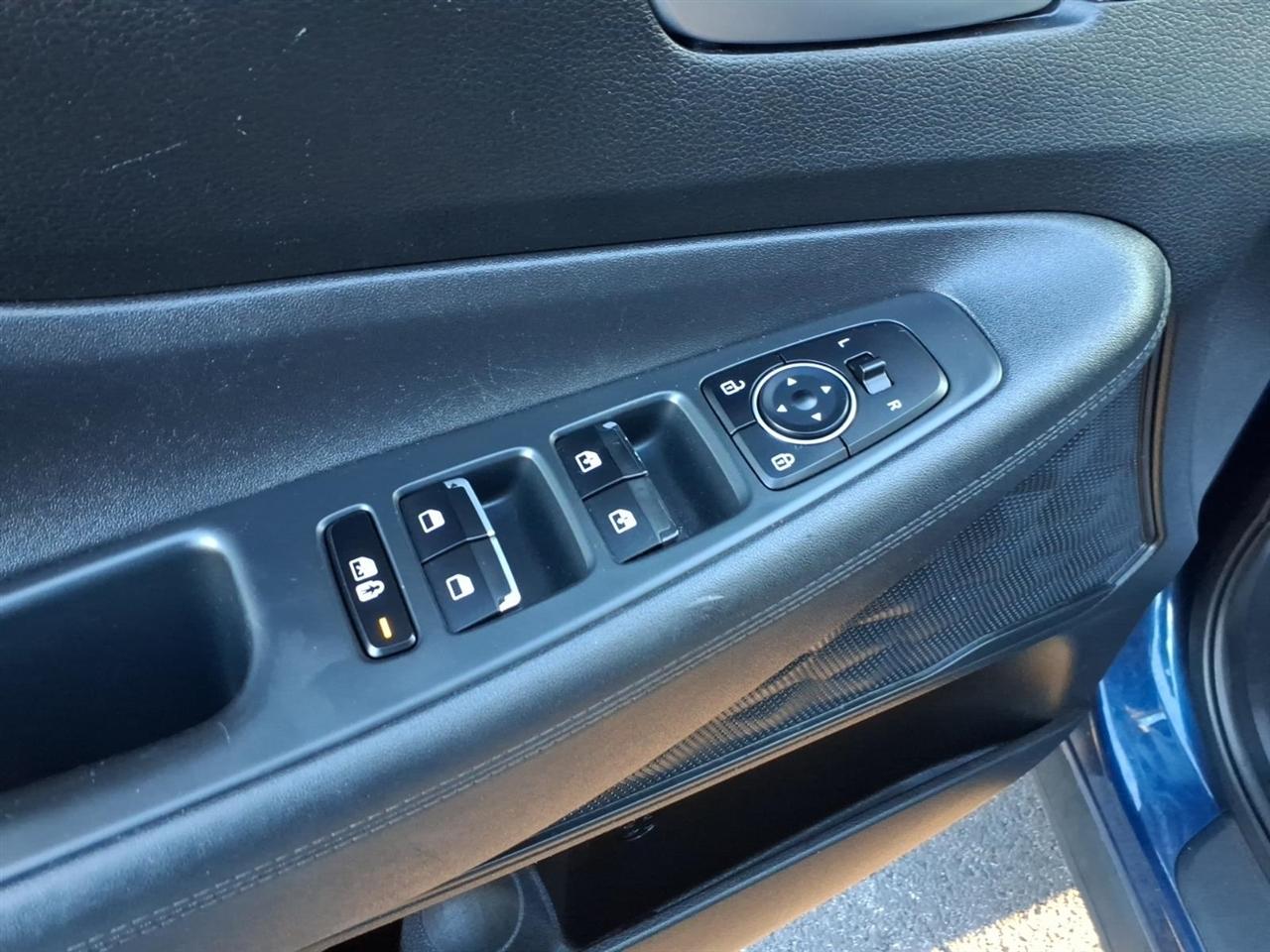 Hyundai Santa Fe SEL FWD 2021