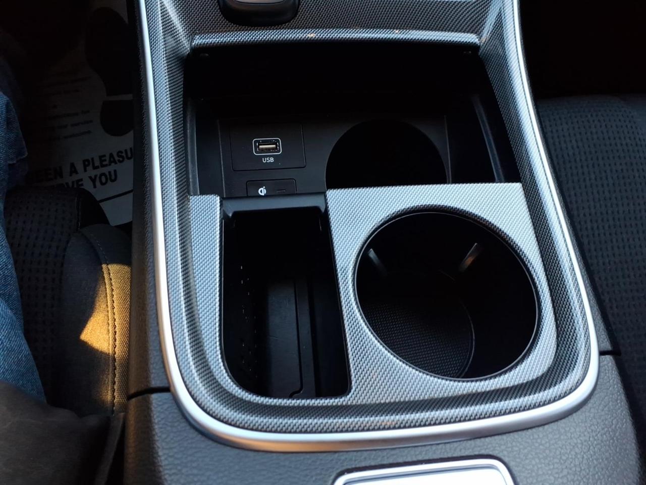 Hyundai Santa Fe SEL FWD 2021