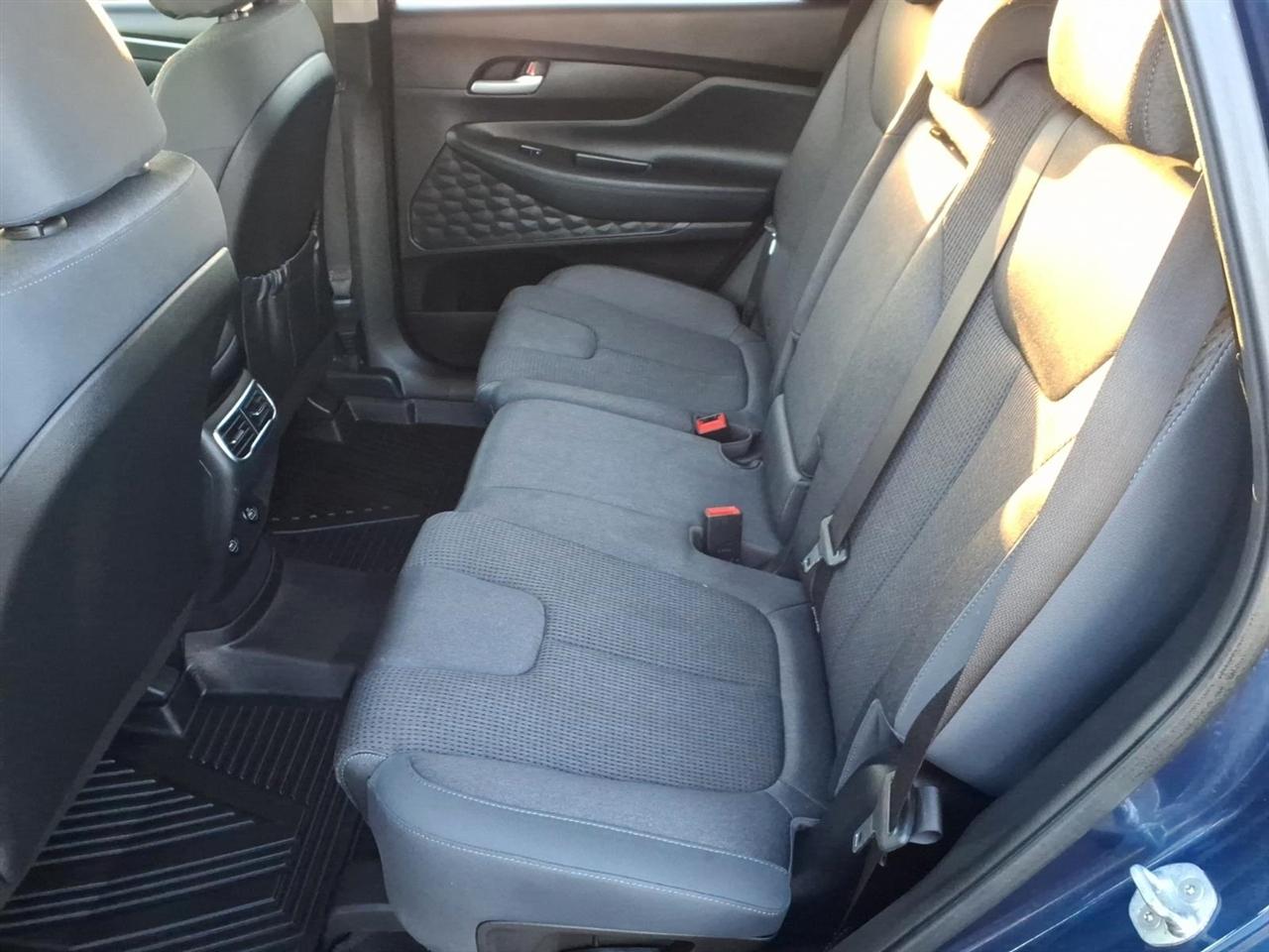 Hyundai Santa Fe SEL FWD 2021