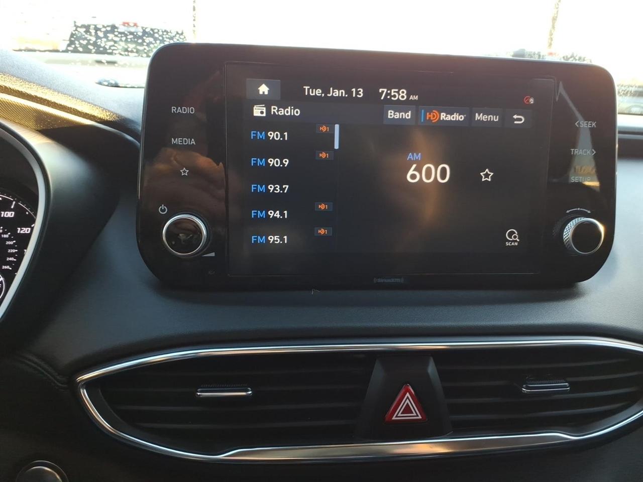 Hyundai Santa Fe SEL FWD 2021