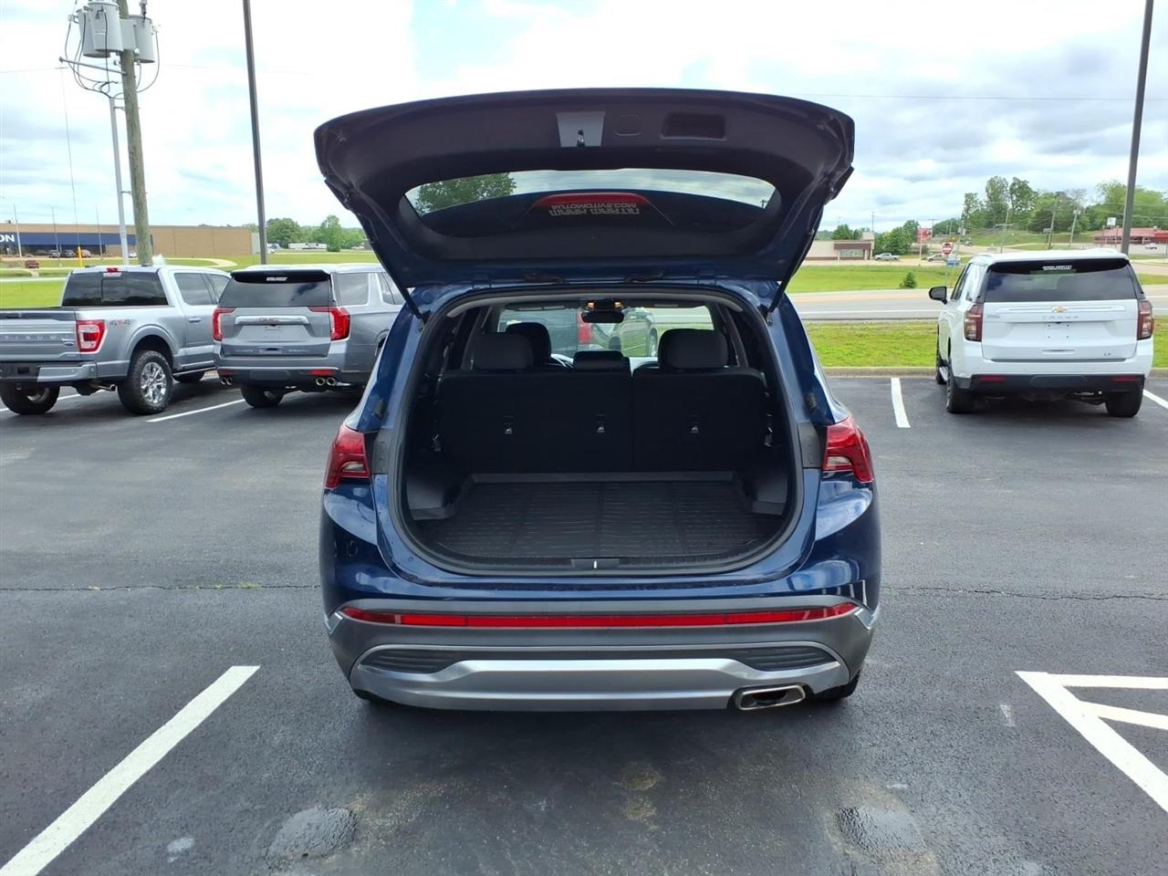 Hyundai Santa Fe SEL FWD 2021