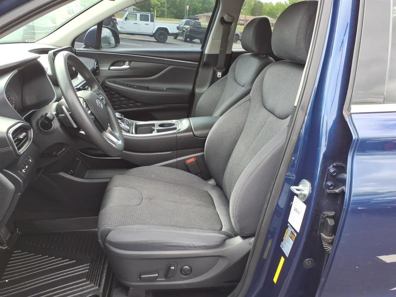 Hyundai Santa Fe SEL FWD 2021