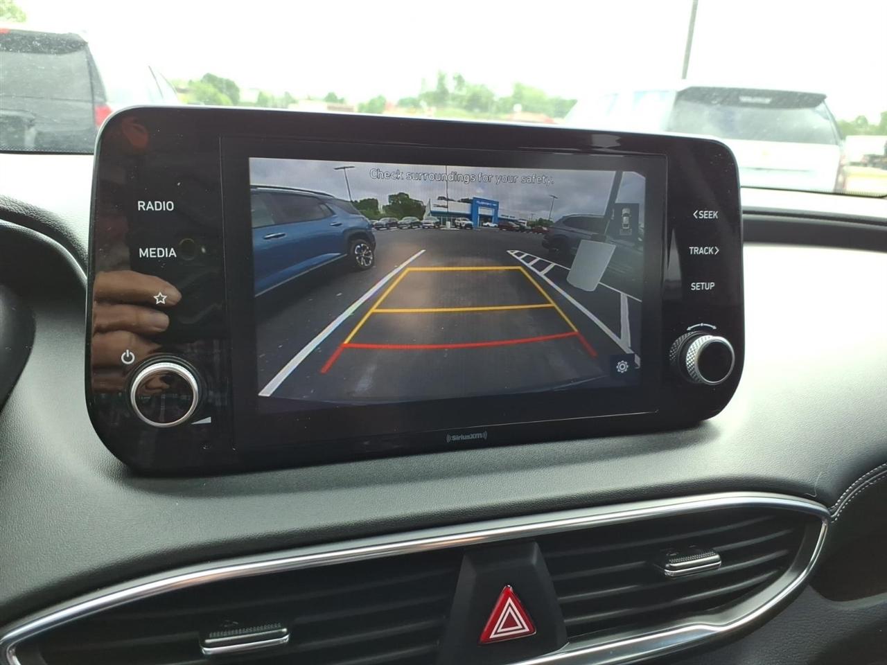 Hyundai Santa Fe SEL FWD 2021