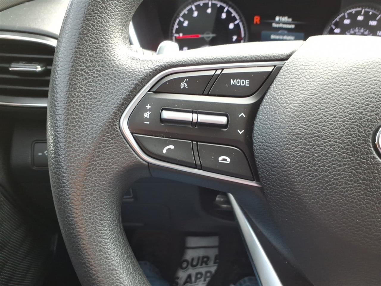 Hyundai Santa Fe SEL FWD 2021