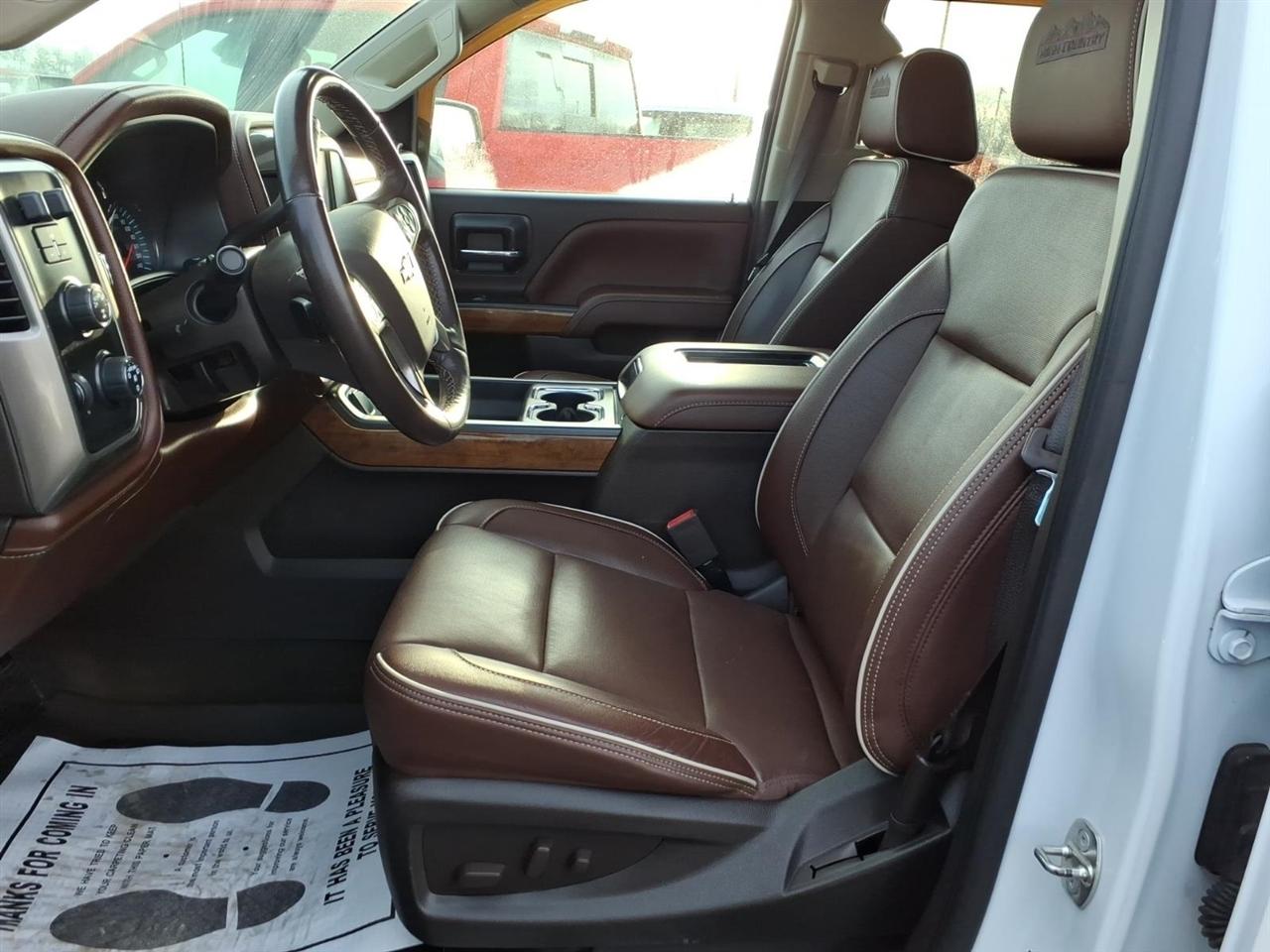 Chevrolet Silverado 1500 4WD Crew Cab 143.5" High Country 2018