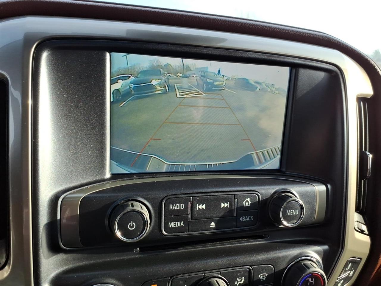 Chevrolet Silverado 1500 4WD Crew Cab 143.5" High Country 2018