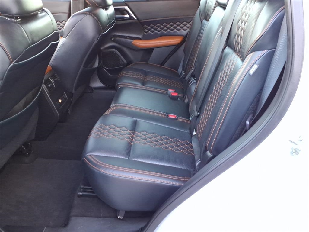 Mitsubishi Outlander SEL S-AWC 2022