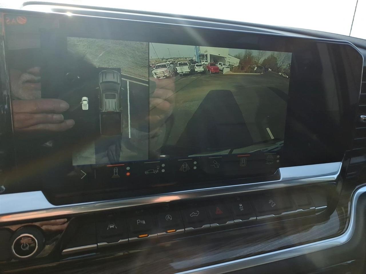 Chevrolet Silverado 1500 4WD Crew Cab 147" LT Trail Boss 2026