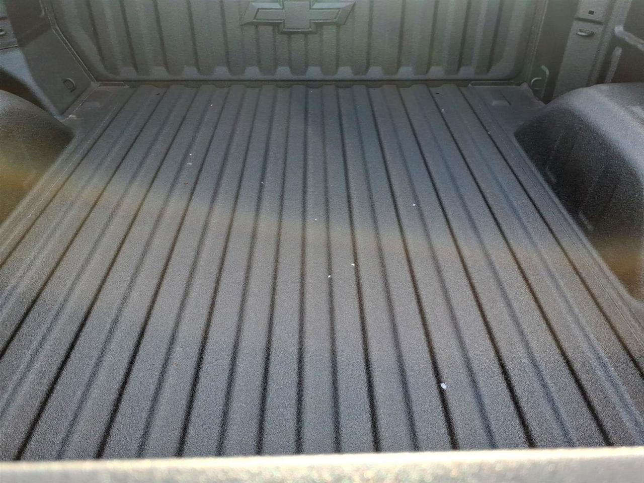 Chevrolet Silverado 1500 4WD Crew Cab 147" LT Trail Boss 2026