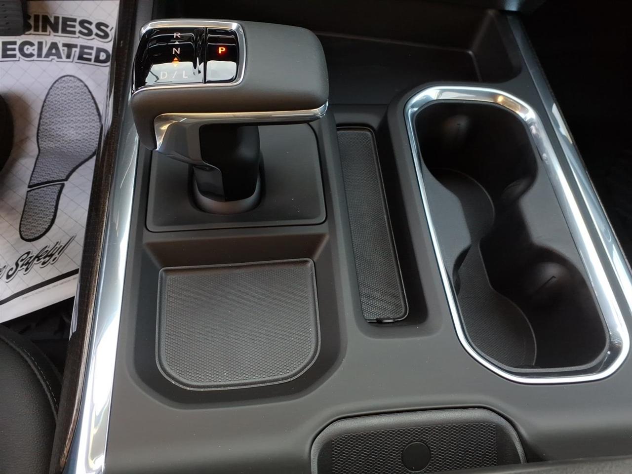 Chevrolet Silverado 1500 4WD Crew Cab 147" LT Trail Boss 2026