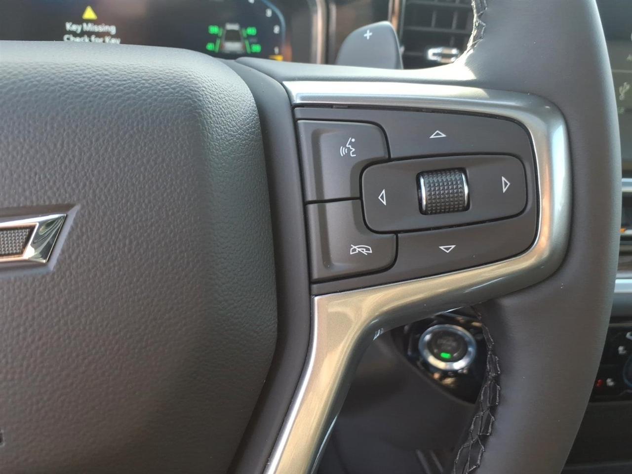 Chevrolet Silverado 1500 4WD Crew Cab 147" LT Trail Boss 2026