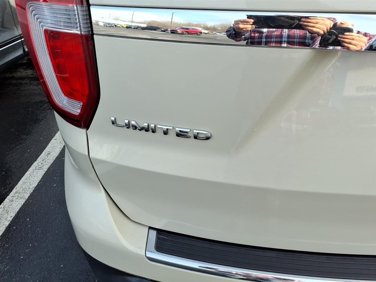 Ford Explorer Limited FWD 2018