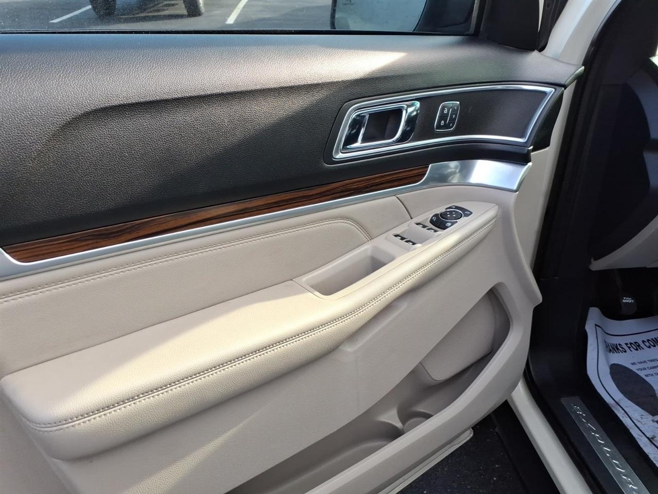 Ford Explorer Limited FWD 2018