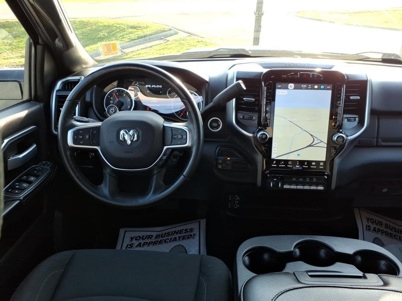 RAM 3500 Big Horn 4x4 Crew Cab 8' Box 2024