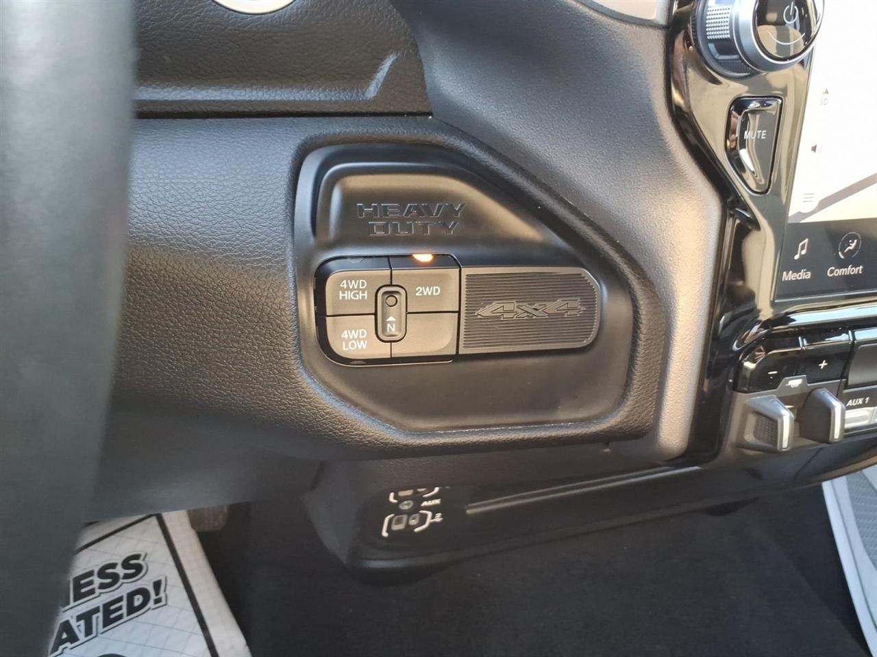 RAM 3500 Big Horn 4x4 Crew Cab 8' Box 2024