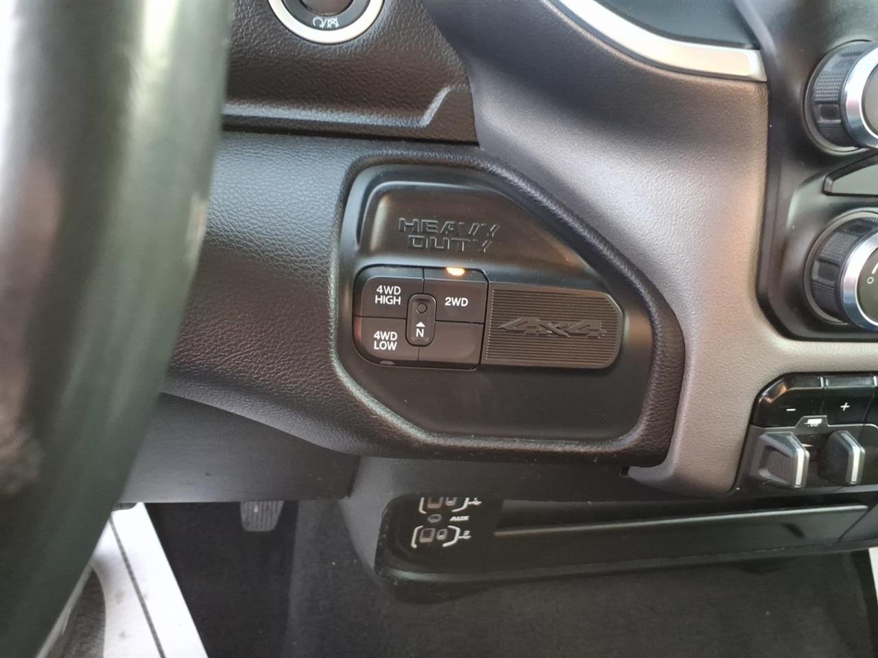 RAM 2500 Big Horn 4x4 Crew Cab 6'4" Box 2024