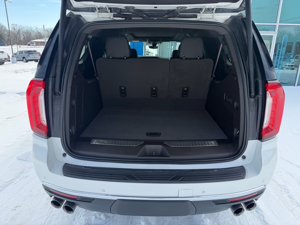 GMC Yukon XL 4WD 4dr Denali 2021