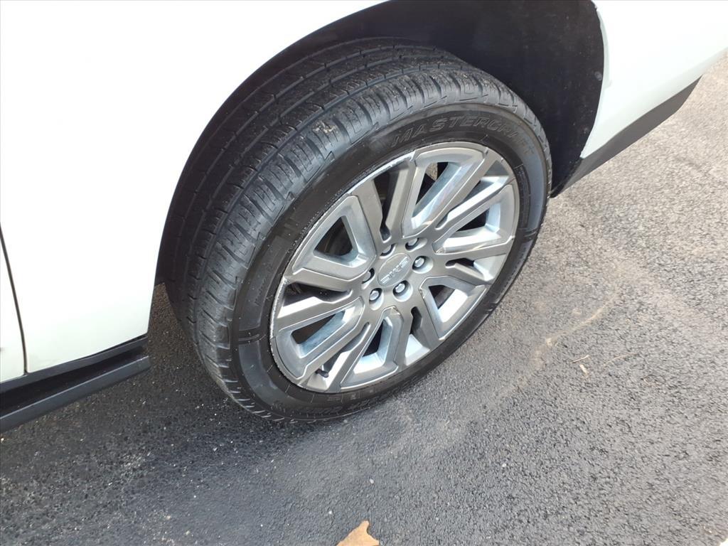 GMC Yukon XL 4WD 4dr Denali 2021