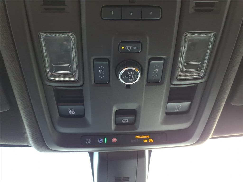 GMC Yukon XL 4WD 4dr Denali 2021