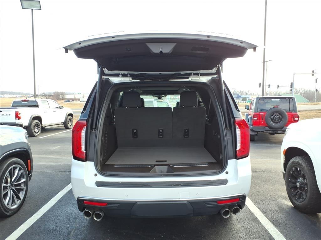 GMC Yukon XL 4WD 4dr Denali 2021