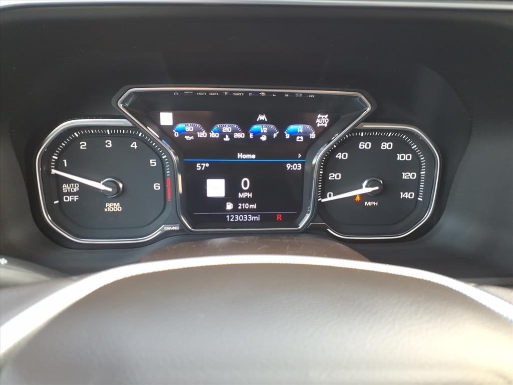 GMC Yukon XL 4WD 4dr Denali 2021