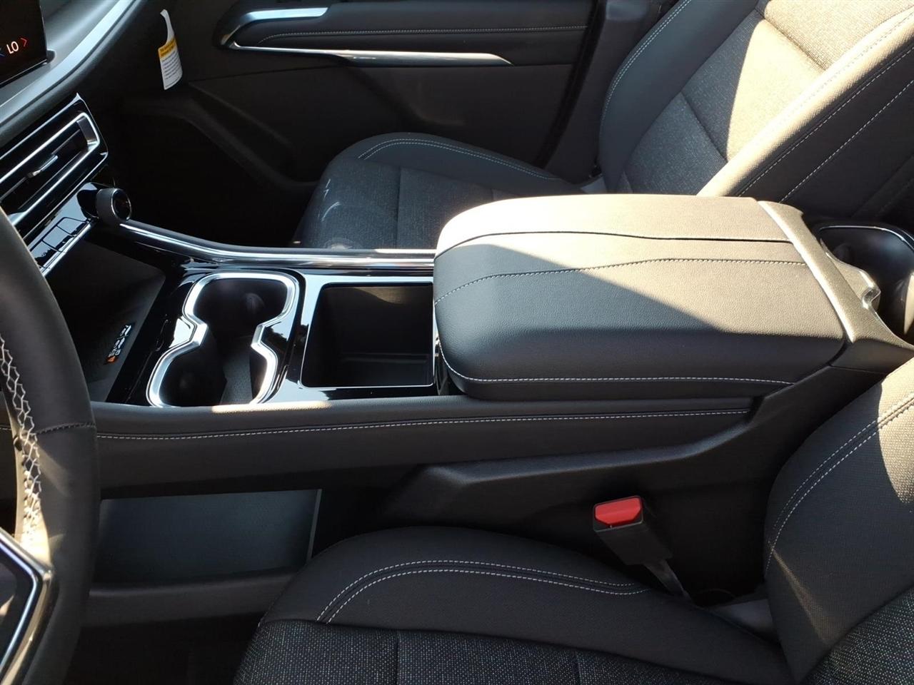 Chevrolet Traverse FWD 4dr LT w/1LT 2026
