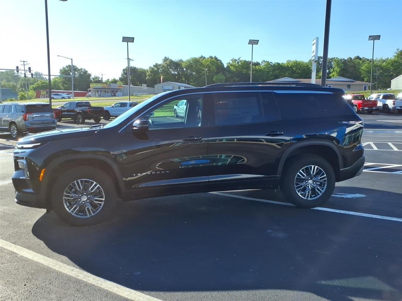 Chevrolet Traverse FWD 4dr LT w/1LT 2026