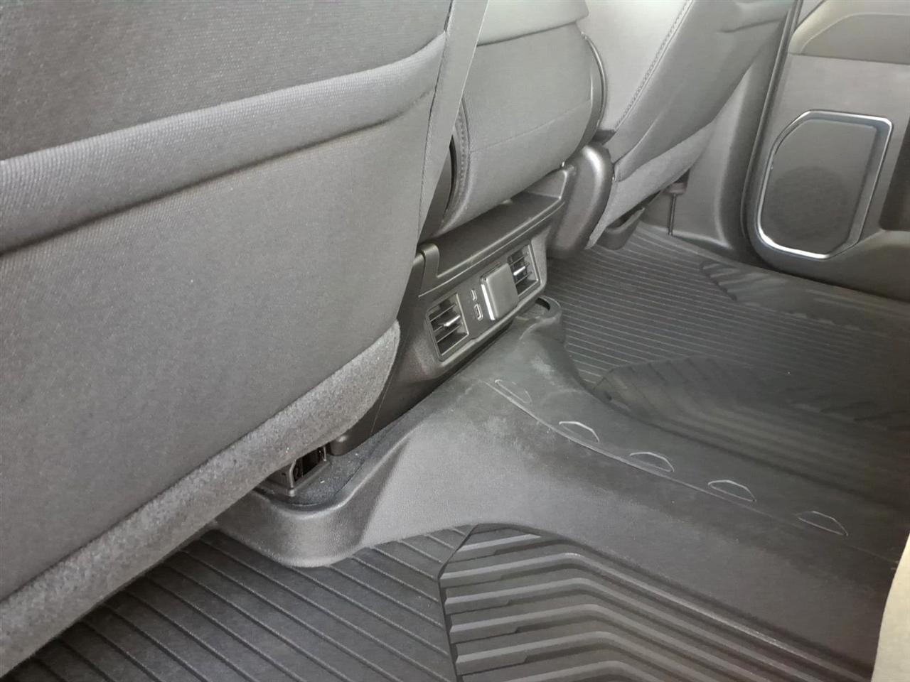 Chevrolet Silverado 1500 4WD Crew Cab 147" LT Trail Boss 2026